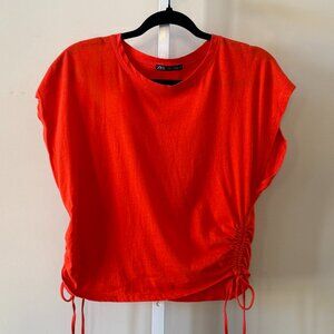 Zara Women's Red Cinch Side Ruched Crop Tee Crew Neck Size Medium